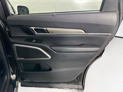 Used 2022 Kia Telluride EX w/ EX Premium Package FWD image 33