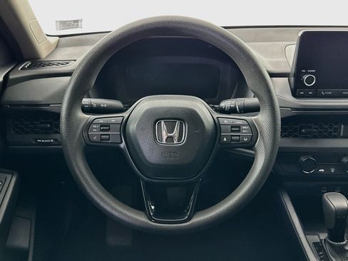 Used 2025 Honda Accord LX image 17