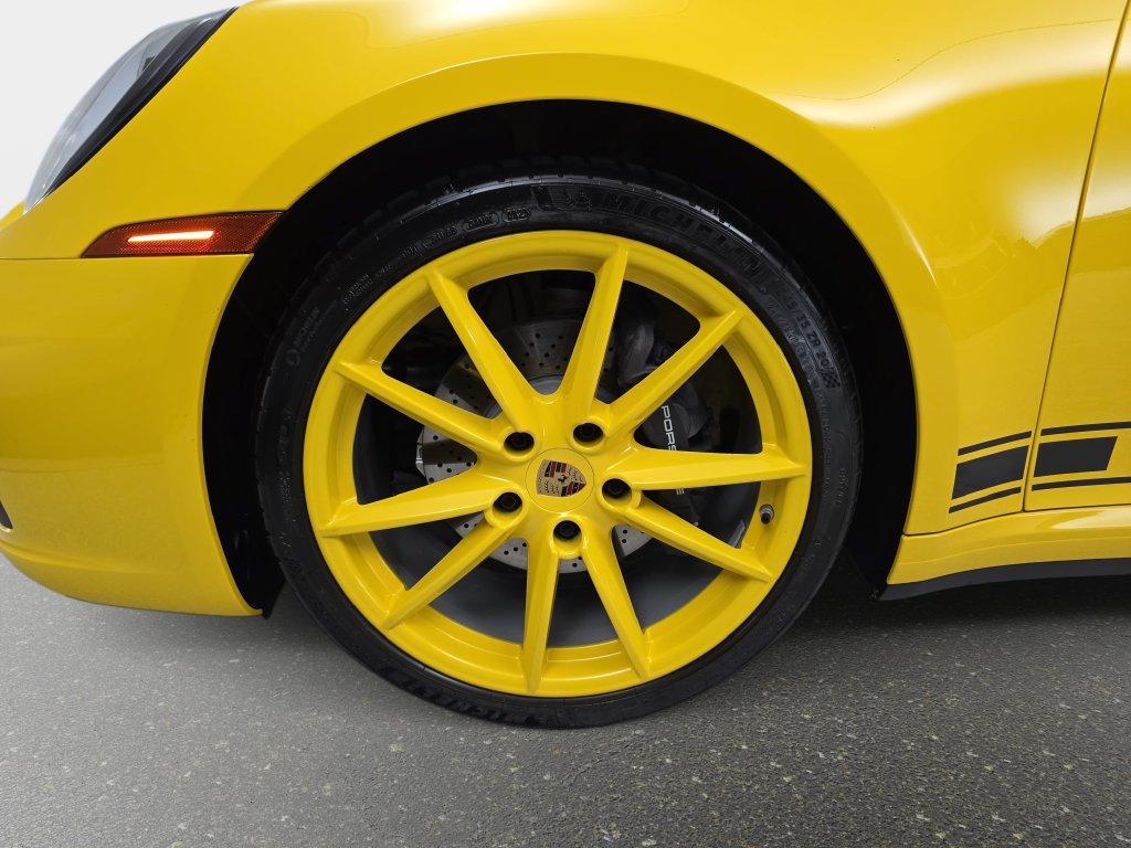 Used 2023 Porsche 911 Carrera RWD image 33