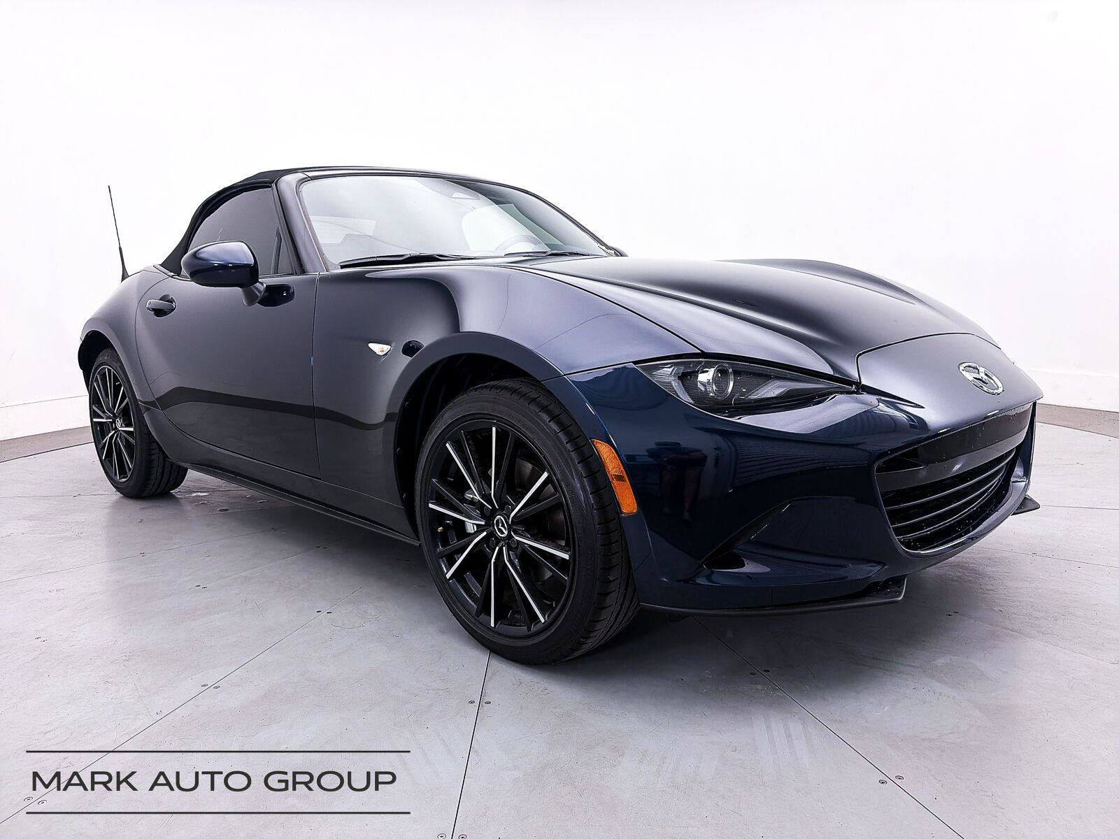 Used 2026 MAZDA MX-5 Miata Grand Touring RWD image 7