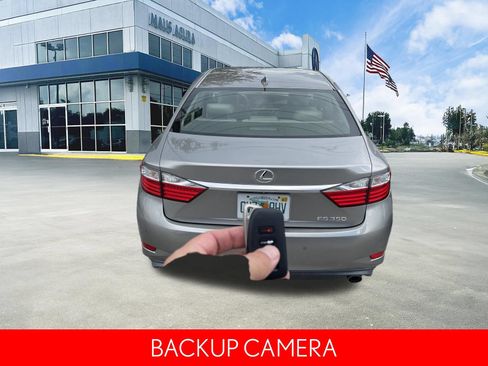 Used 2015 Lexus ES 350 w/ Luxury Package FWD image 7
