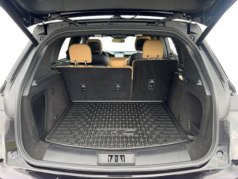 Used 2020 Lincoln Corsair Reserve w/ Equipment Group 201A image 19