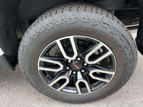 New 2026 GMC Sierra 1500 AT4 w/ AT4 Premium Package AWD/4WD image 12