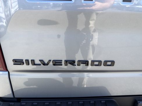 Used 2024 Chevrolet Silverado 1500 High Country w/ High Country Premium Package AWD/4WD image 53