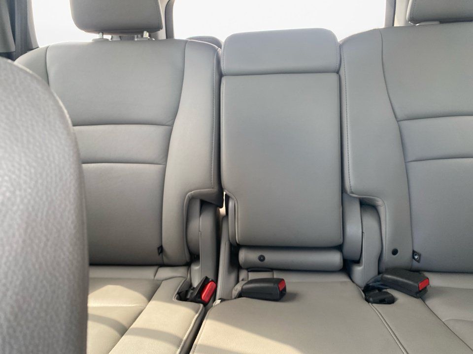 Used 2016 Honda Pilot Touring image 15