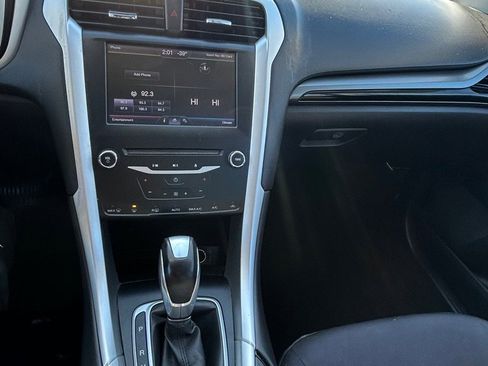 Used 2013 Ford Fusion SE image 13