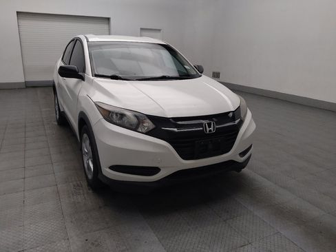 Used 2016 Honda HR-V LX image 13