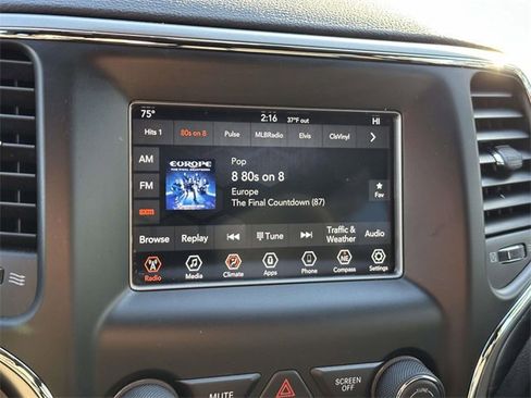 Certified 2019 Jeep Grand Cherokee Laredo image 32