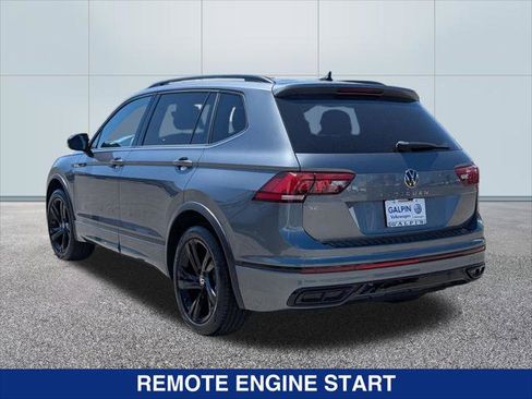 Used 2023 Volkswagen Tiguan SE R-Line FWD image 3