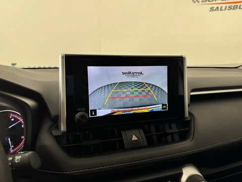 Used 2023 Toyota RAV4 XLE w/ Convenience Package FWD image 18