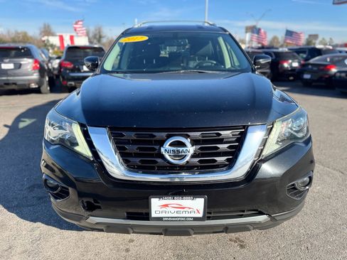 Used 2017 Nissan Pathfinder SV image 8