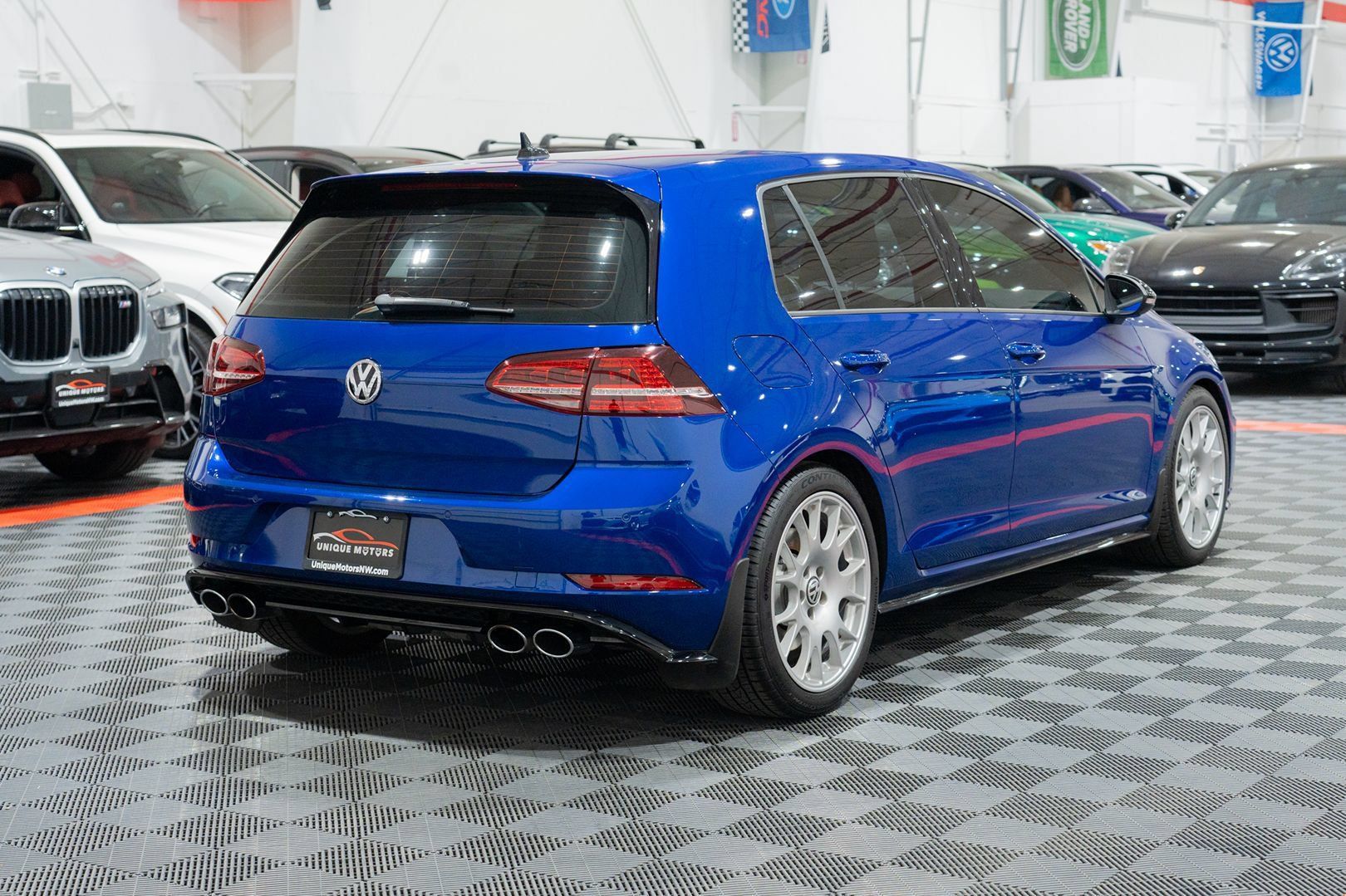 Used 2019 Volkswagen Golf 4-Door AWD/4WD image 8
