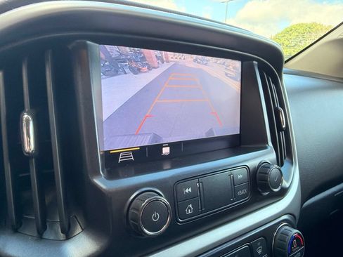 Used 2022 Chevrolet Colorado ZR2 AWD/4WD image 17
