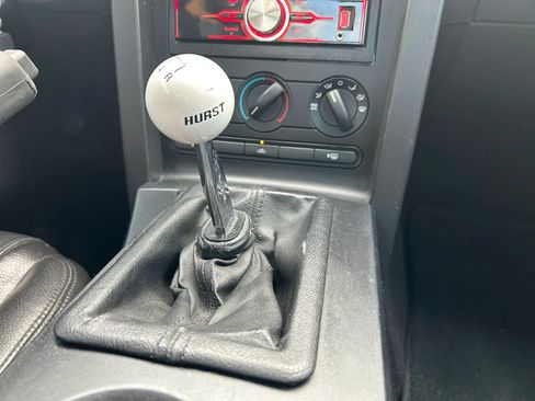 Used 2005 Ford Mustang GT Premium RWD image 19
