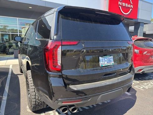 Used 2024 GMC Yukon Denali w/ Max Trailering Package image 2