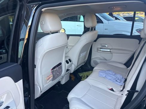 Certified 2023 Mercedes-Benz GLB 250 image 4