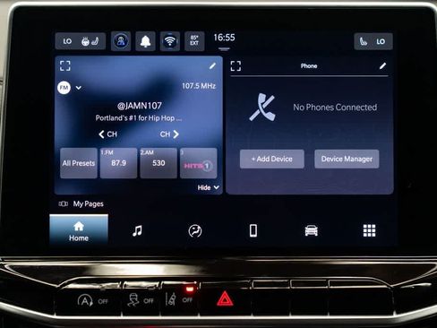 Used 2026 Jeep Compass Latitude AWD/4WD image 13