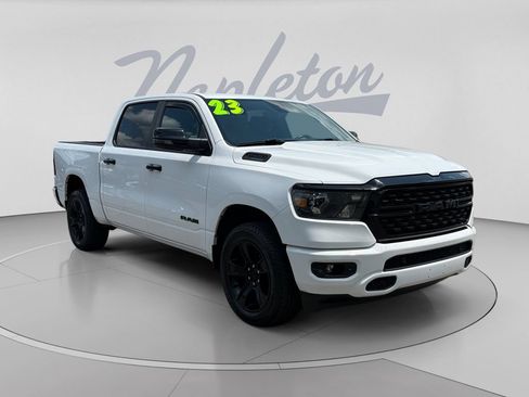 Used 2023 RAM 1500 Big Horn AWD/4WD image 3
