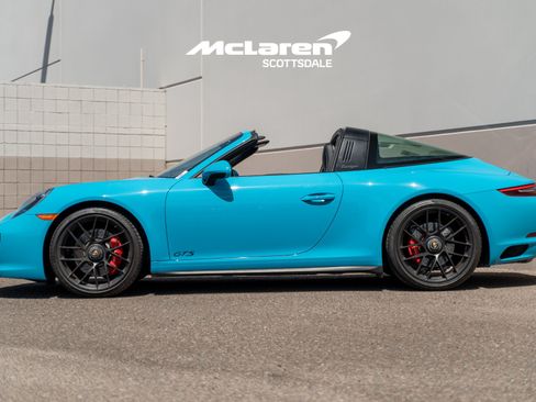 Used 2019 Porsche 911 Targa 4 GTS AWD/4WD image 4