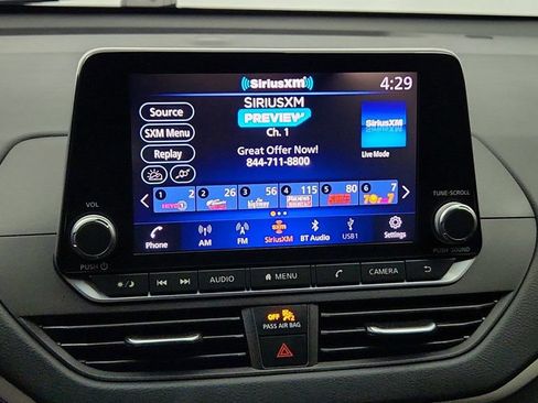 Used 2022 Nissan Altima 2.5 SV FWD image 19
