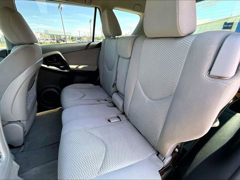 Used 2012 Toyota RAV4 4WD w/ Upgrade Value Pkg image 24