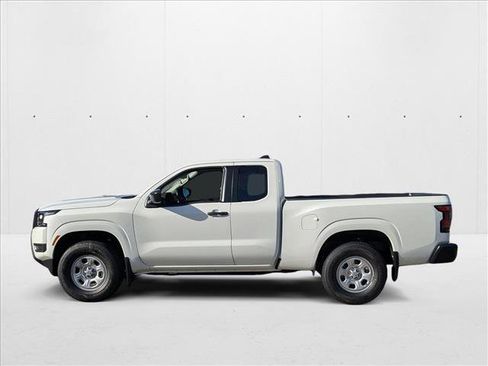 New 2026 Nissan Frontier S image 5