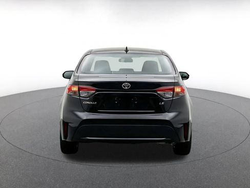 Used 2025 Toyota Corolla LE FWD image 8