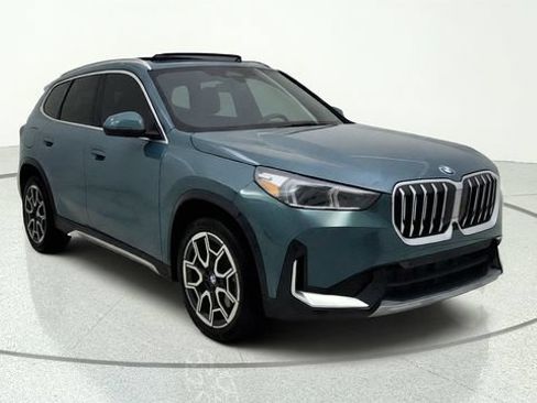 Used 2025 BMW X1 xDrive28i AWD/4WD image 2