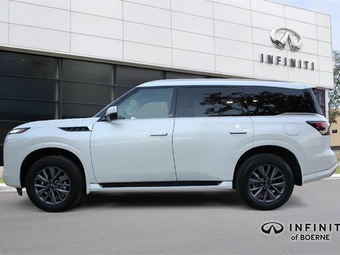 New 2026 INFINITI QX80 Pure image 4