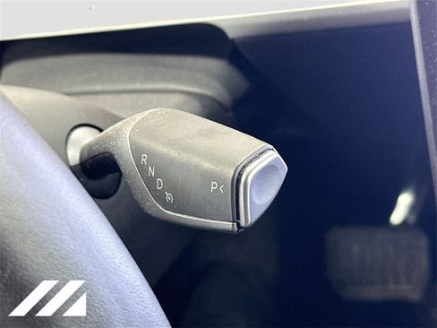 Used 2024 Tesla Model Y Long Range image 18