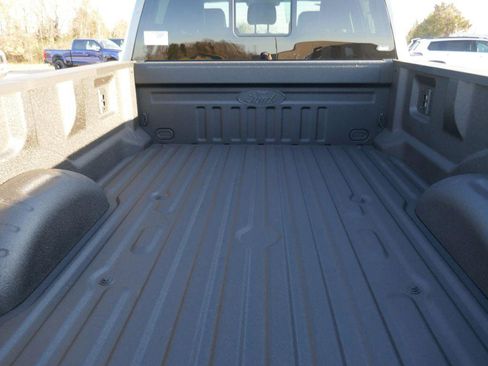 New 2026 Ford F350 Lariat w/ Black Appearance Package image 7