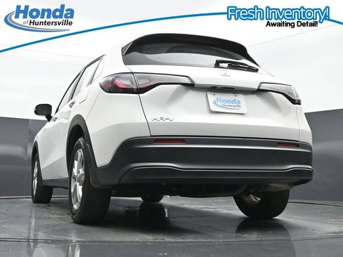 Used 2024 Honda HR-V LX image 30