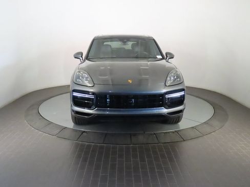 Certified 2023 Porsche Cayenne Turbo S AWD/4WD image 10