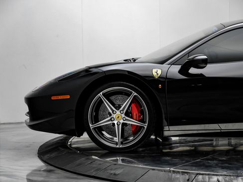 Used 2012 Ferrari 458 Italia Coupe image 6