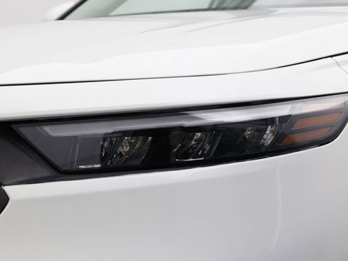 Used 2023 Honda Accord EX image 6