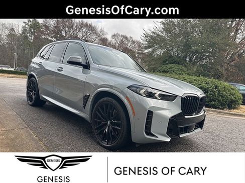 Used 2024 BMW X5 xDrive40i w/ M Sport Package image 1