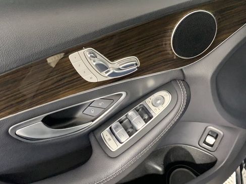 Used 2017 Mercedes-Benz C 300 Sedan image 15