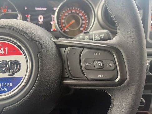 Used 2023 Jeep Wrangler Willys image 18