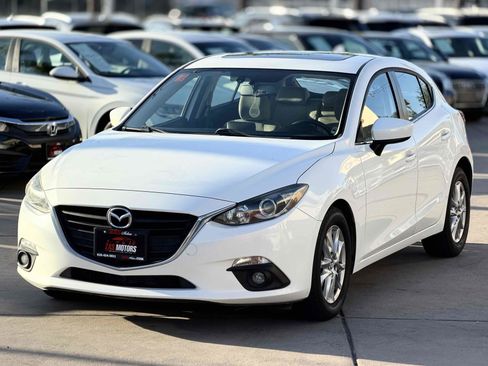 Used 2016 MAZDA MAZDA3 i Touring w/ Popular Equipment Package image 3