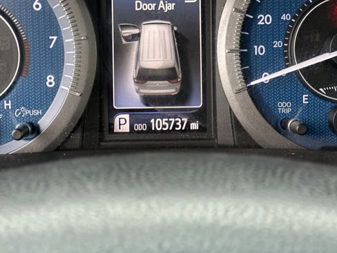 Used 2017 Toyota Sienna XLE w/ XLE Navigation Package image 27