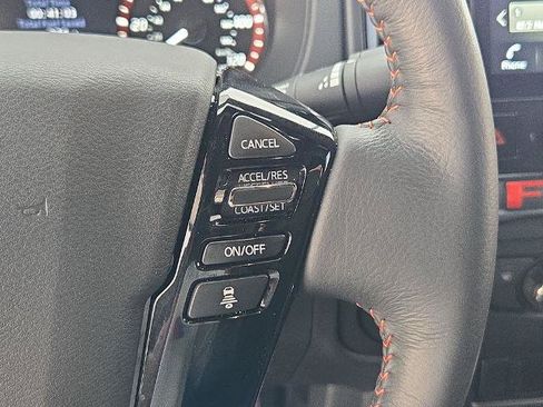 Certified 2025 Nissan Frontier PRO-4X w/ Interior Protection Package AWD/4WD image 24