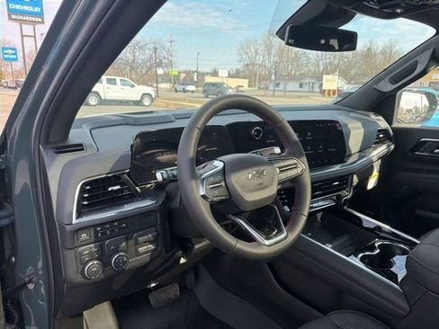 New 2026 Chevrolet Suburban RST w/ Comfort Package AWD/4WD image 28