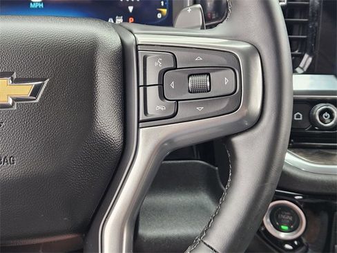 Used 2025 Chevrolet Silverado 1500 LTZ image 28