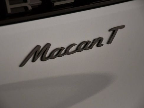Certified 2026 Porsche Macan Turbo AWD/4WD image 11