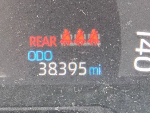 Used 2023 Toyota RAV4 LE AWD/4WD image 38