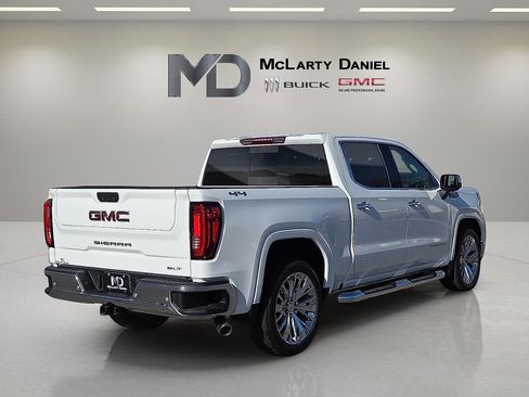 Used 2020 GMC Sierra 1500 SLT w/ SLT Convenience Package image 5