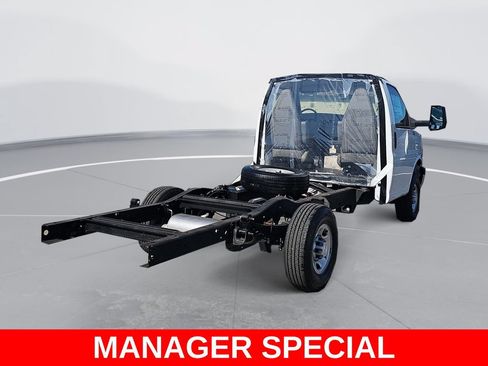 New 2023 Chevrolet Express 3500 w/ Power Convenience Package RWD image 7