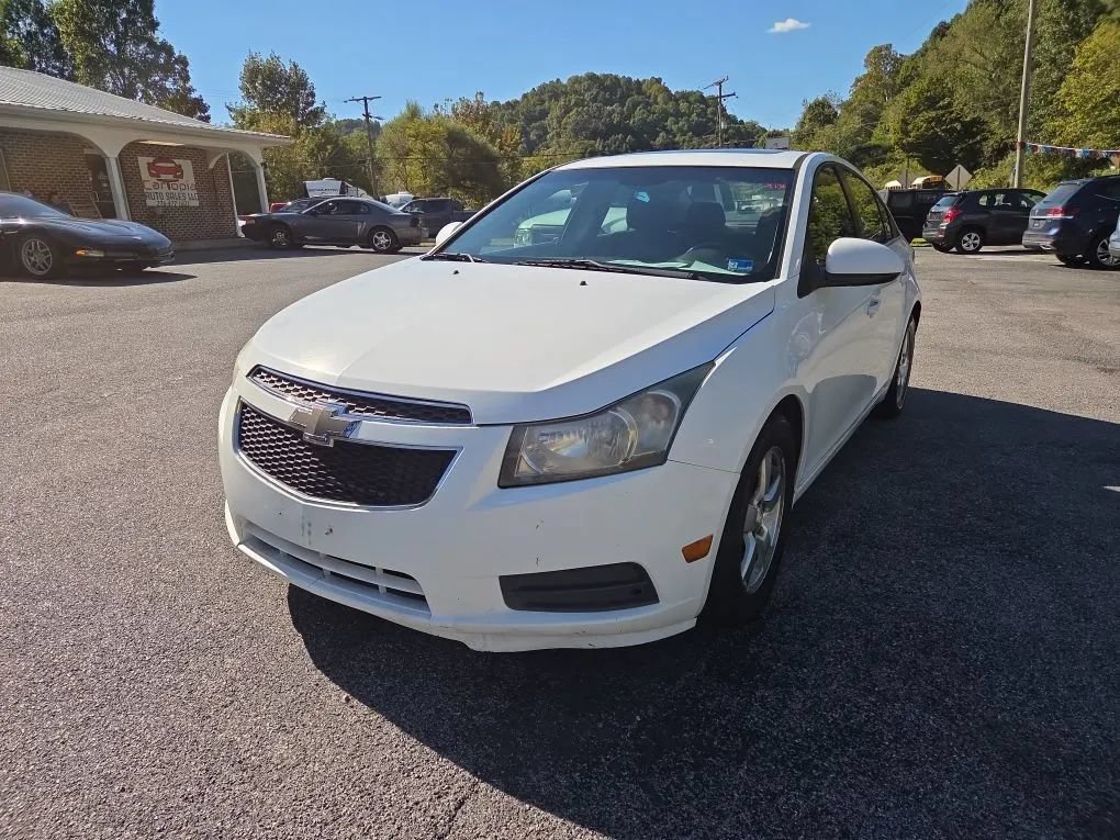 Used 2012 Chevrolet Cruze LT w/ All-Star Edition FWD image 2