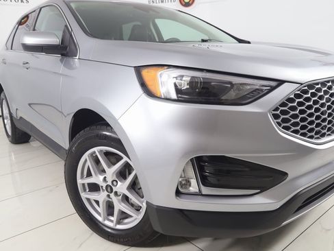 Used 2024 Ford Edge SEL w/ Convenience Package image 15