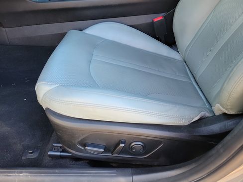 Used 2023 Kia K5 EX image 7